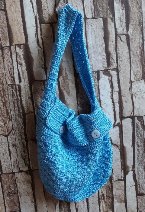 malá modrá kabelka 
