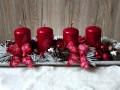 Adventní svícen do červené