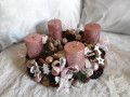 Luxusní adventní věnec do růžové