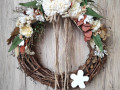 Celoroční proutěný věnec