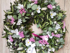 Romantický v. s motýlky