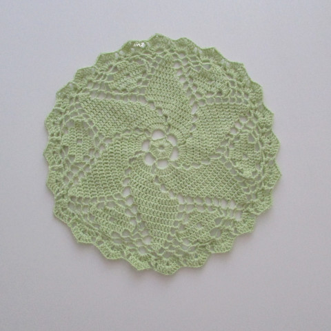 Háčkovaná dečka bavlna háčkované akryl prostírka dečka podložka ubrousek světlezelená mandala handmade podšálek na stůl pod hrnek pod talíř pod misku 