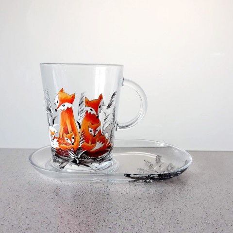 Hajáčkova rodinka hrnek šálek podšálek talířek liška čaj káva jaro léto 
