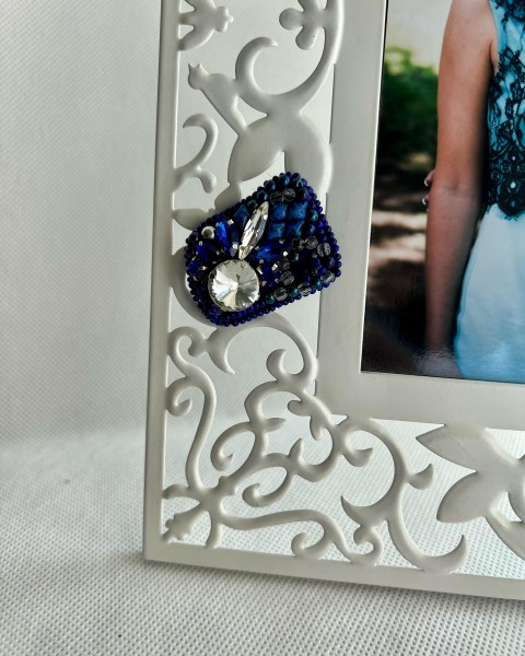 Asymetrická modrá brož brož kamínky modrá stříbrná třpytivá brože crystal kamínek zářivá luxusní brož kamínková dámská brož brož na oblečení 