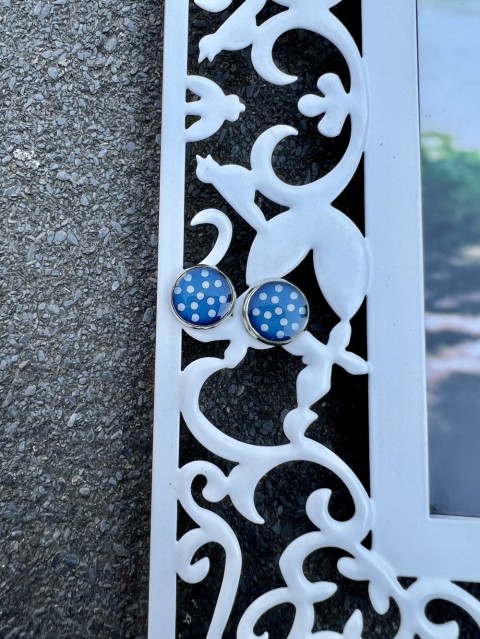 Náušnice - puntíkaté šperk šperky náušnice puntík modré puntíky bižuterie akce pryskyřice náušničky náušky puntíkaté výprodej pryskyřicové modré puntíky 
