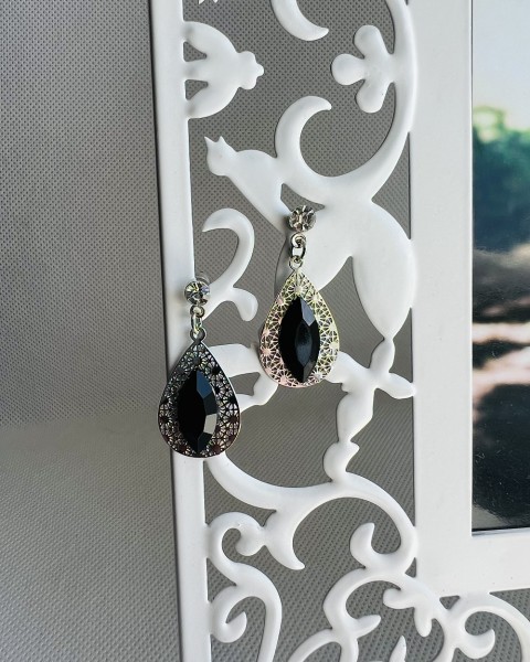 LC jemné - černé slzy kamínky náušnice černá svatba černé luxusní bižuterie luxus náušničky náušky svatební ples plesové bižuterní crystal bižu kamínek na ples kamínkové luxury svědek crystals 