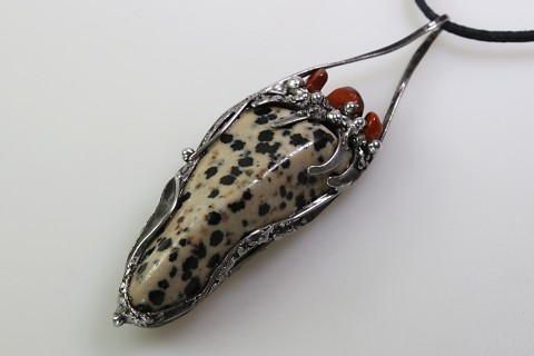 Letní slavnost (jaspis) přívěsek kámen talisman červený jaspis amulet dalmatin 