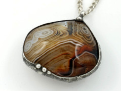 Neznámá krajina (jaspis)