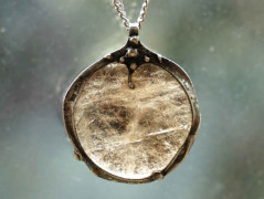 Neznámá krajina (jaspis)