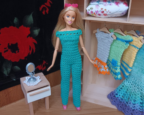 Barbie - overal pro panenku panenka klobouček evička 