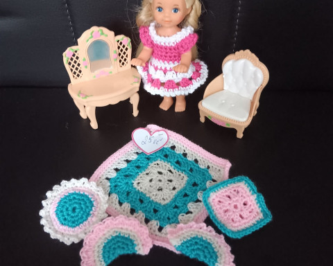 Doplňky do pokojíčku pro panenky panenka 