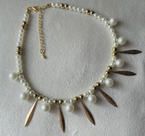 Elegantní perličkový náhrdelník dárek elegantní perly svatební ples plesový korálkový pro nevěstu 