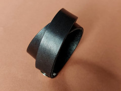 Wrap náramek fialová kůže