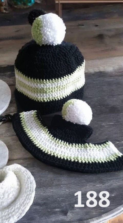 Háčkované kulíšky pro koně a jezdce kulich zima kůň koně kulíšek koňské háčkované doplňky jezdecký styl kulíšky pro koně kulíšky pro jezdce ručně háčkované kulíšky jezdecké doplňky módní doplňky pro koně kulíšky na zakázku jezdecká elegance čabraky šály a nákrčníky kulíšky zimní móda hřejivé doplňky koně a jezdci handmade kulíšky stylové kulíšky zimní jezdecká móda 