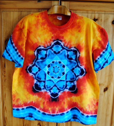 Batikované tričko - Oheň a voda voda moře modrá oheň batika veselé léto sluníčko mandala hippie batikované 