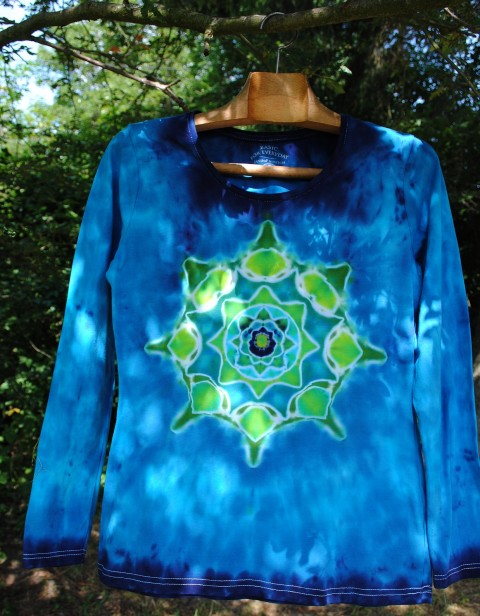 Batik. tričko - Zrodila se hvězda moře modrá hvězda léto mandala hippie batikované bohémské 