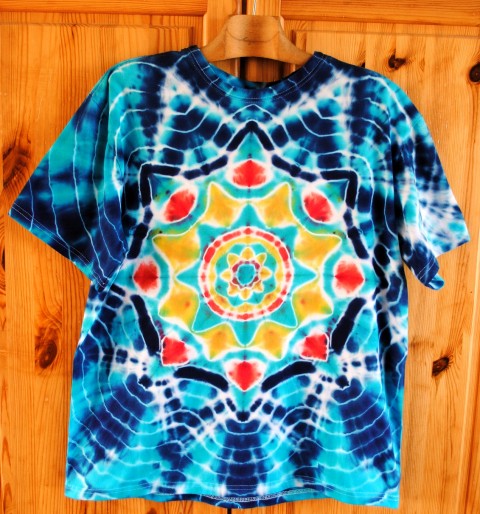 Batik. tričko XL - Poklad v moři moře modrá léto mandala hippie batikované bohémské 