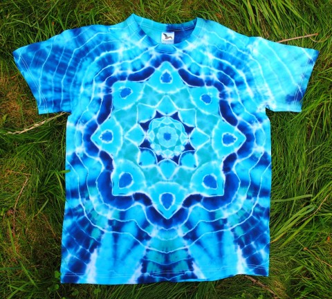 Batik. tričko XL -V moři blankytném moře modrá léto mandala hippie batikované bohémské 