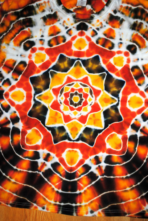 Batik. tričko XXL - V zemi Indiánů batika hnědá léto rezavá tričko mandala hippie batikované 