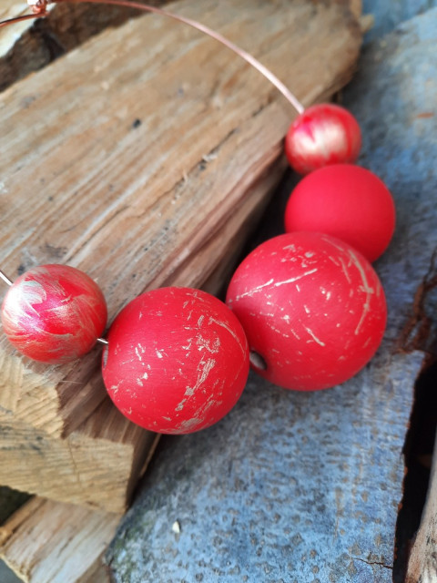 Náhrdelník z korálků červený náhrdelník korálky korále červené korále červený náhrdelník masivní náhrdelník masivní korále malované korálky 