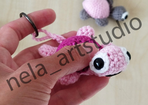Háčkovaná želvička růžová zvíře želva háčkování přívěšek klíčenka handmade ruční výroba 