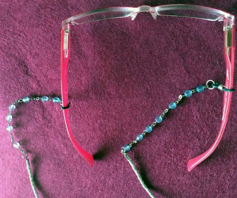 Šňůrka na brýle - LUX 3 korálky modrá žena luxus brýle šňůra kožená 