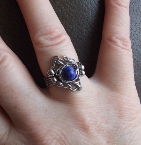 Prsten s korálkem Lapis lazuli. prsten ocel lapis lazuli 