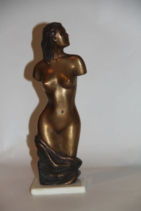 Akt bronzový žena akt bronz dievča nahá žena 