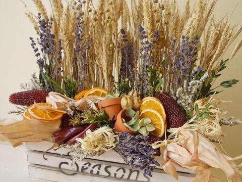 Dekorace třeba do kuchyně :-) dekorace levandule květináč květník kuchyň obilí pšenice pomeranč kukuřice 