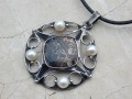 Amulet - turritella, říční perly