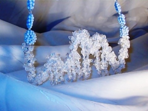 Souprava*Pohádkově zasněžené hory* náhrdelník sníh modrá sklo bílá hory souprava extravagantní minerál dovolená 