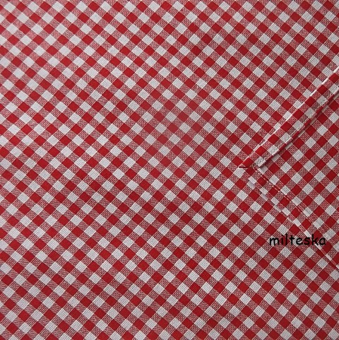 ubrus-kanafas 68x68 červená kostičky kuchyně prostírání ubrus bílá stolování ubrousek potisk ochrana plátno jídelna kanafas napron středový ubrus 