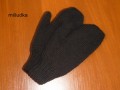 černé rukavice 28