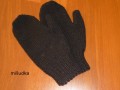 černé rukavice 28