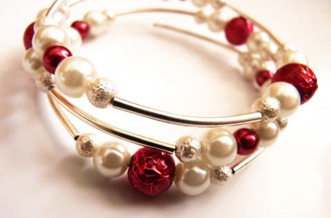 Když perla potká perlu červená červená korálky drát bílá perličky perly perla paměťový trubička bužírka voskové metalická 
