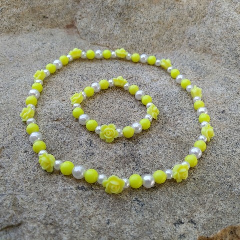 Perličky #11 náhrdelník náramek děti květy bílá květiny sada žlutá kytičky dětské perličky perly set 