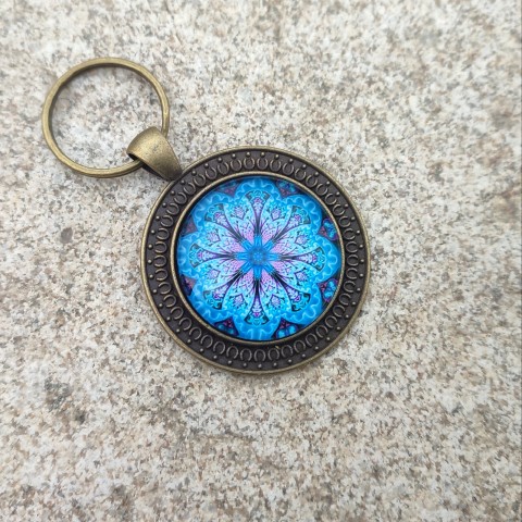Přívěsek s mandalou #25 přívěsek modrá klíče klíčenka bronzová mandala mandaly 