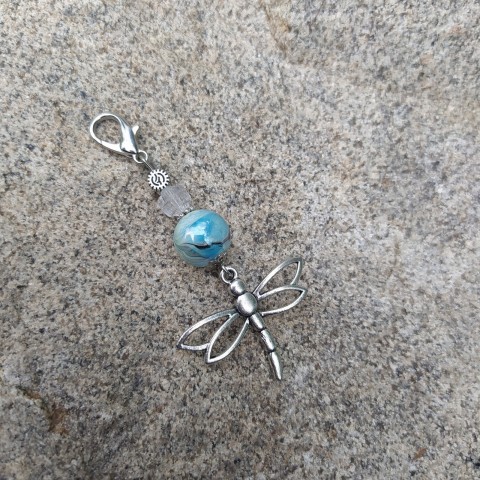 Přívěsek vážka přívěsek modrá ozdoba vážka na kabelku dragonfly na peněženku 