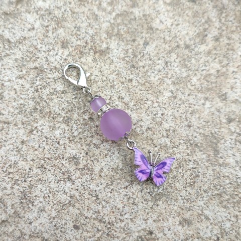 Motýl #10 fialová motýl motýlek křídla drobnost pozornost na kabelku na klíče na peněženku přívěsek. ozdoba 