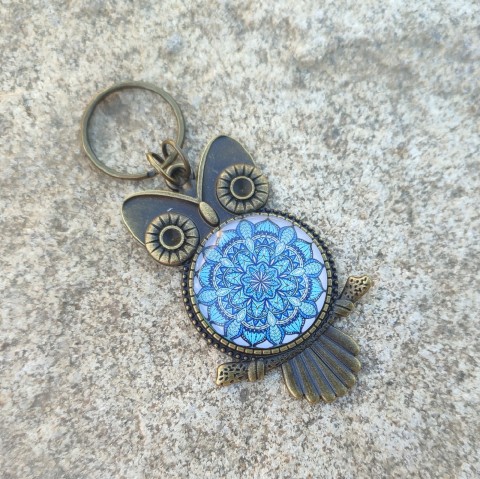 Přívěsek sovička s mandalou #6 přívěsek modrá klíče klíčenka sova sovička bronzová mandala moudrá mandaly 