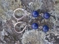 náušnice: lapis lazuli