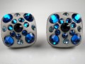 Modré čtverečky s šatony Swarovski