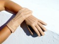 Béžové kožené rukavice s hedvábím
