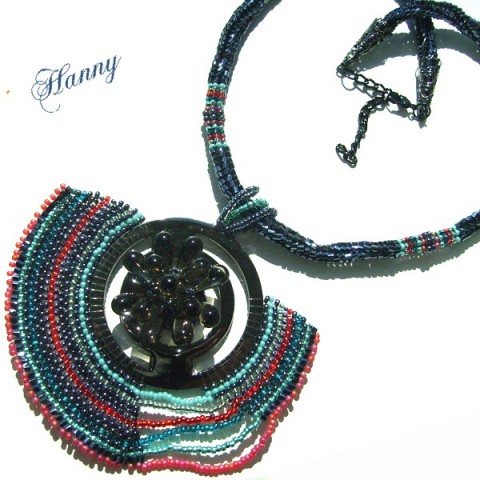 Náhrdelník Illuminatti náhrdelník přívěsek vintage šitý luxusní hannybeads craft 