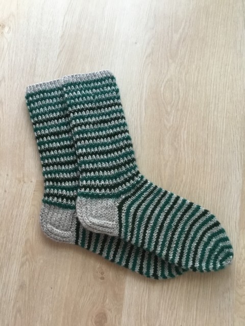 Ponožky vel. 42-43 zelená zima podzim pletení proužky šedá akryl ponožky nohy teplo 