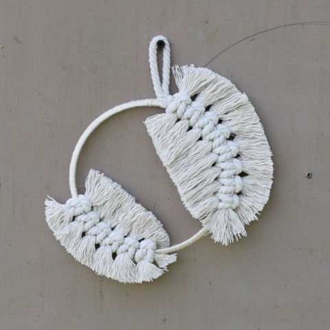 Macramé peříčka na kruhu styl dekorace bavlna přírodní peří peříčka macramé větev boho skandinávský 