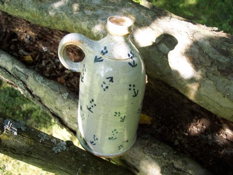 lahev - Pomněnková ŠESTIDECKA dárek kuchyně kamenina řemeslo olej koupelna tradice pomněnka ocet lahvička kořalka sršeň likér hlina šestidecka 