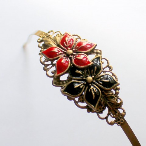 Rozkvetlá čelenka dárek květina moderní elegantní čelenka luxusní 