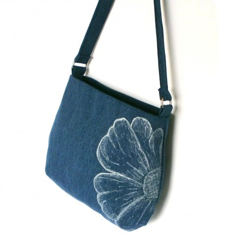 Kabelka BEATRICE kabelka květina modrá jarní letní květy kresba 