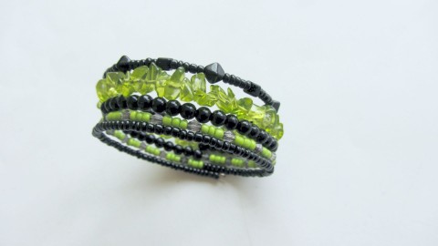 Náramek - Zelenání náramek korálky zelená sklo černá dámský bižuterie korálek náramky na ruku skleněné korálky otočky paměťový drát pro ženy 